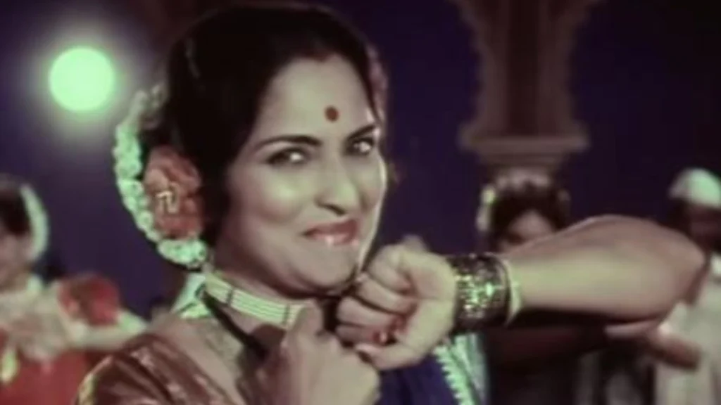 leela gandhi 2 - lifetime achievement award